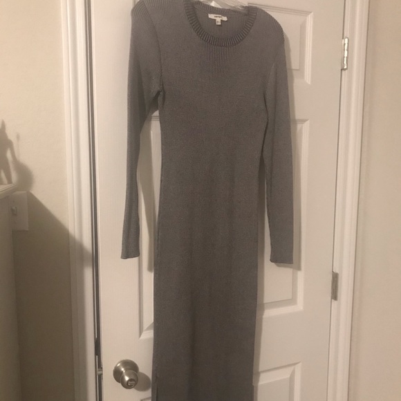 Beautiful silver fitted sweater dress - Picture 4 of 4